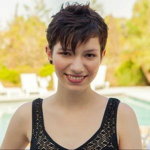 Meet your Posher, Sara